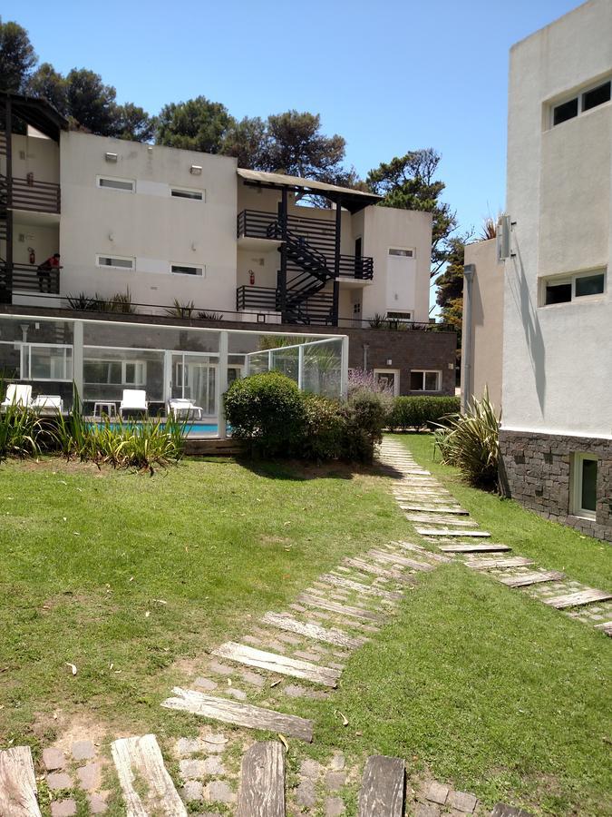 Gaviotas Apart Hotel Pinamar Exterior photo