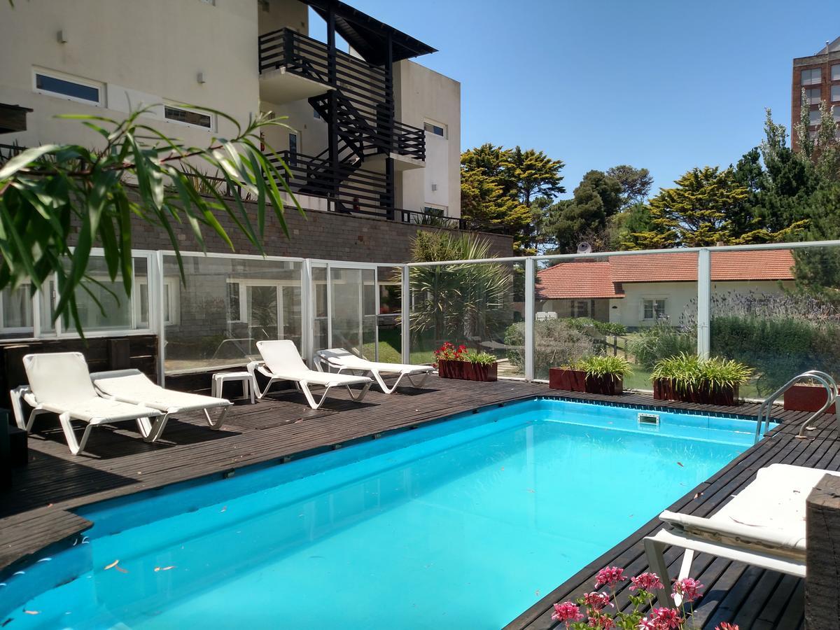 Gaviotas Apart Hotel Pinamar Exterior photo
